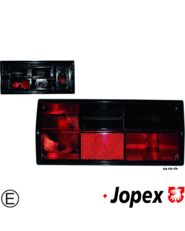 Lampa tylna ze szkłem czerwonym/przyciemnianym (smoked)